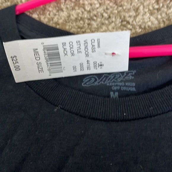 Dare Tee- Shirt - Picture 3 of 3